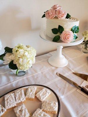 Baby shower dessert display