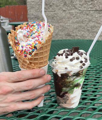 Waffle cone swirl & Mint sundae