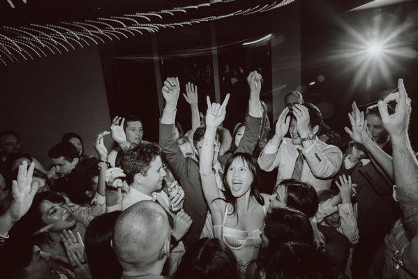 DJ Sami Fink keeping the dance floor lit!!! 
 Photo + Beauty + Photobooth: LOVE + WOLVES CO (www.loveandwolves.co)