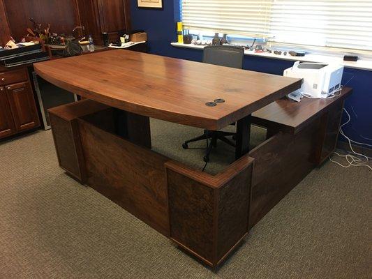 Walnut Slab with lift for a sitting/standing desk