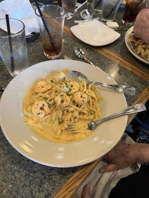 Linguine and shrimp