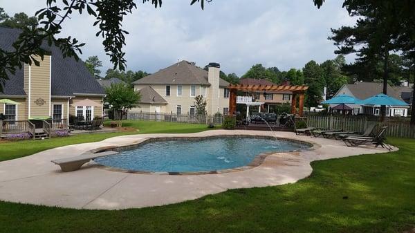 18 x 36 gunite with deck jets