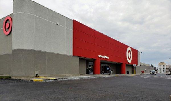 Storefront for Target Airport Rd. Holland