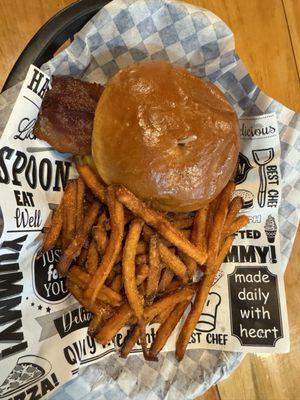 Bacon burger with sweet potato fries