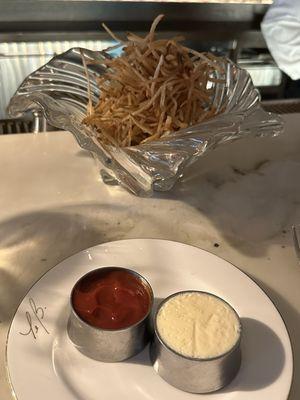 The fries -- amazing!!!