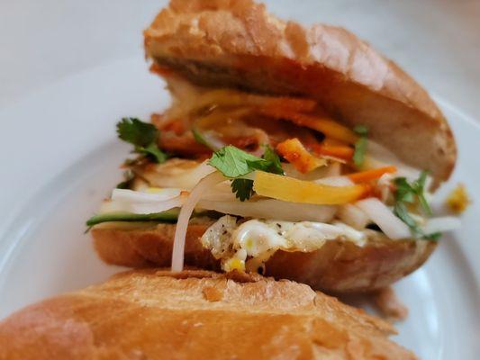 Fried egg Banh Mi