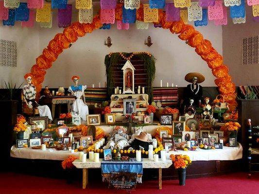 Dia de los Muertos altar