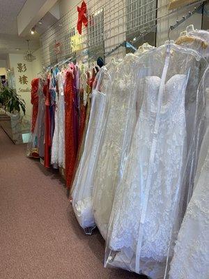 They also selling traditional wedding dresses