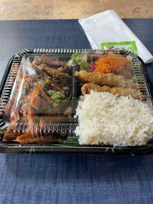 Spicy Chicken Bento Box