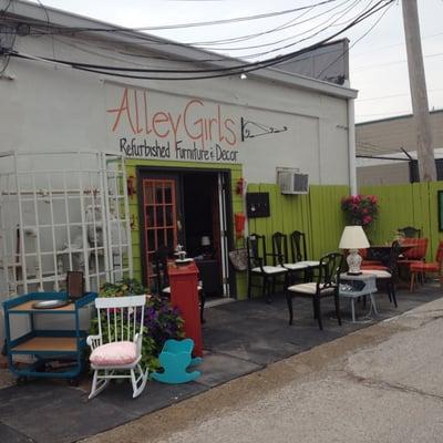 View of the front while walking down the "alley." Just a few steps from E Westfield.