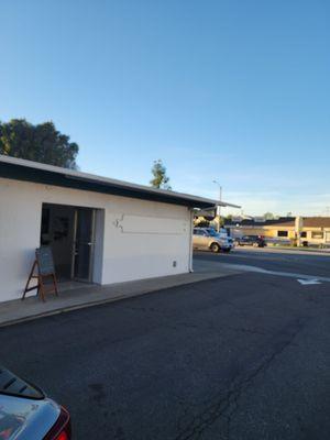 Entrance to the post office.