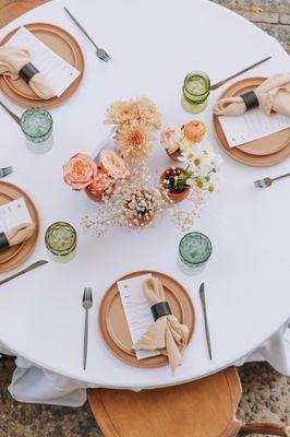 Table arrangement