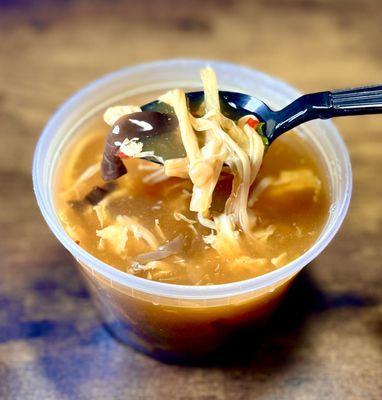 Hot and sour soup - small