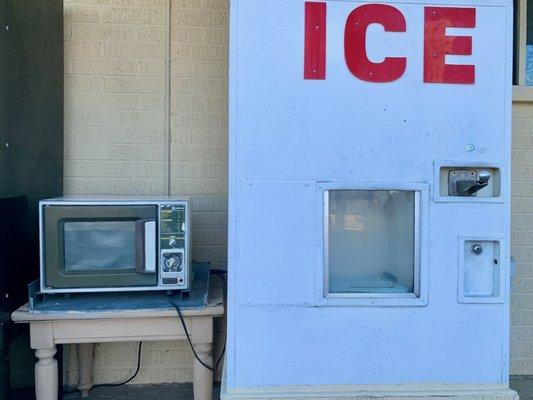 The ice machine charges a quarter for a bucket of ice. The microwave is free, but disgusting and practically useless.