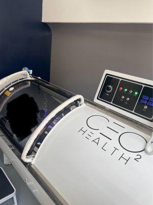 Hyperbaric oxygen chamber