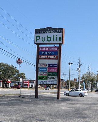 Highland Square Shopping Center