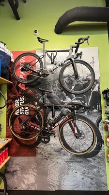 They have Factor bikes, Specialized, Pivot, Cannondale, Giant and more