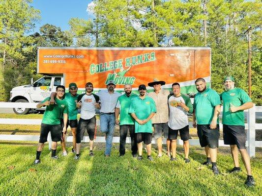 College Hunks Hauling Junk & Moving - Woodlands