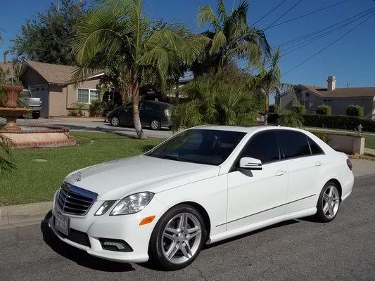 2011 Mercedes E-350  *CLEAN TITLE! This is a beautiful, safe, and reliable vehicle. Made out of Steal not plastic.