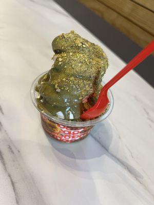 "Pistachio" Vanilla ice cream + pistachio sauce