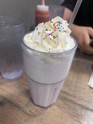 Vanilla milkshake