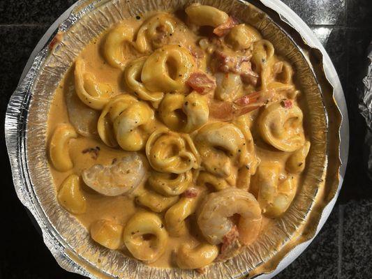 Shrimp tortellini