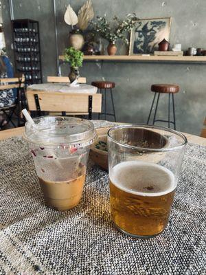 Drinks (haan coffee and draft beer)