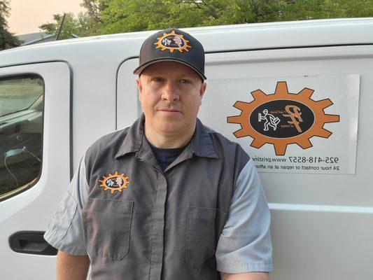 Our newest tech covering the Sacramento area. He brings 20 years of experience! Great human being, mechanic and family man.