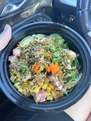 Customized poke bowl