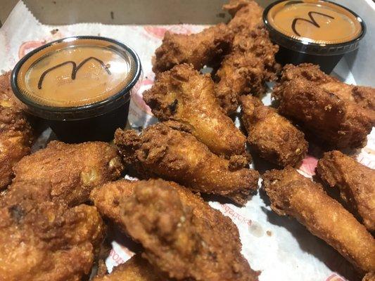 Original Wings with Spicy Ho Dip