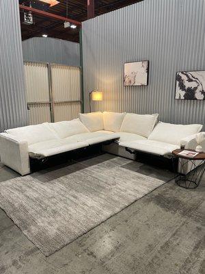 Nirvana 5-piece Reclining Cloud Sectional