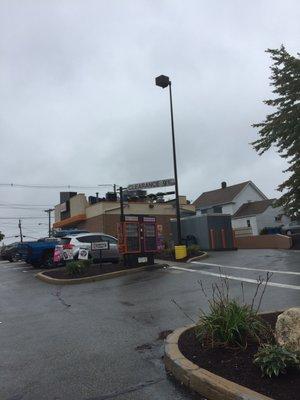 Dunkin Donuts of Bellingham -- 20 Pulaski Boulevard / Route 126, Bellingham  Drive Thru