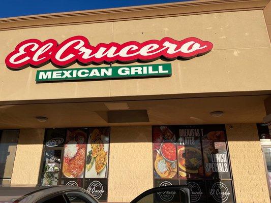 El Crucero Mexican Grill