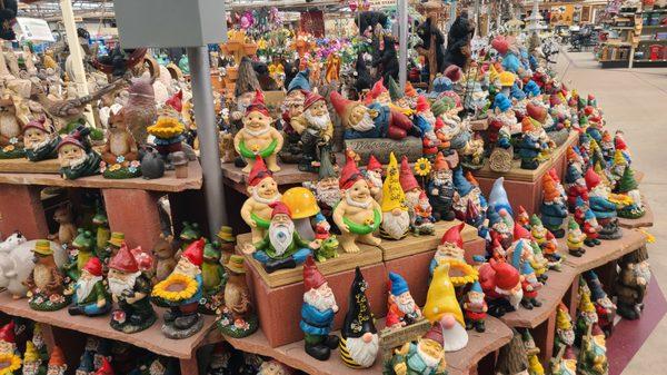 Lawn gnome decor