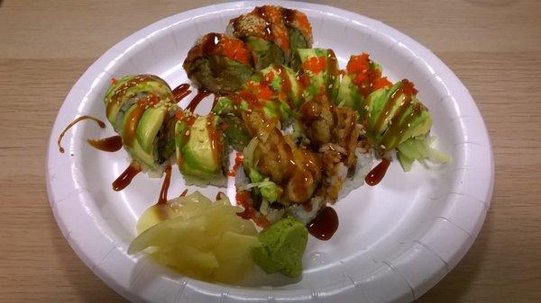 Spider Roll dividing a Dragon Roll