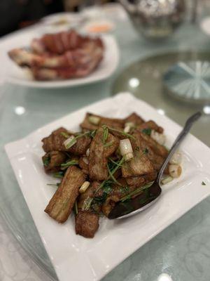 Fried pork intestine