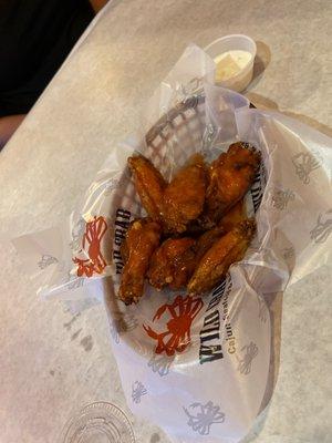 Appetizer Chicken Wings  6pcs for $7!!!!!!!