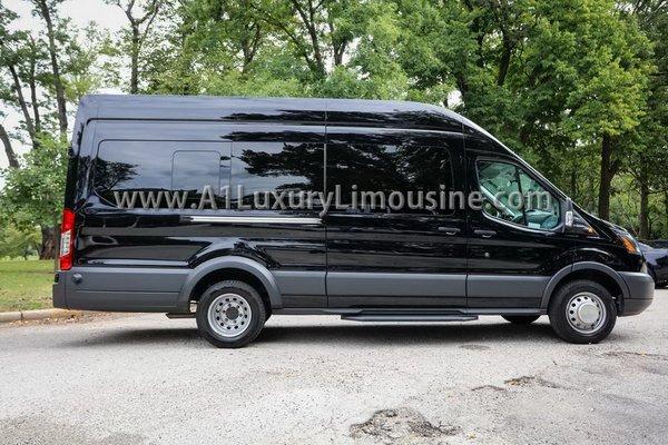 Chicago Executive Van 14 Passengers - A1 Luxury Limousine