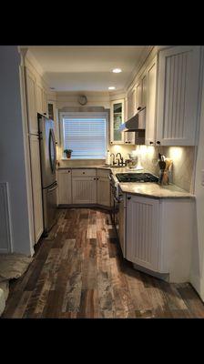 Another view of this gorgeous galley kitchen