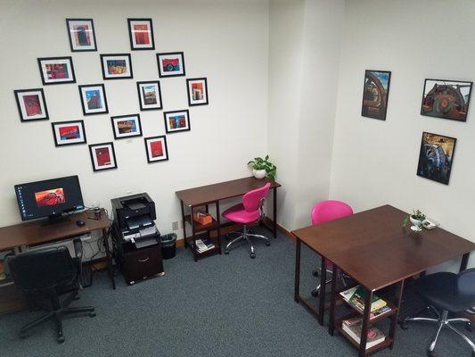 Our clients have access to all the amenities of a professional office space: WiFi, printers, etc...