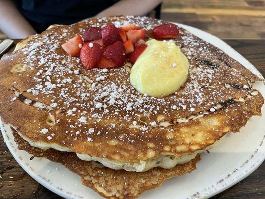 Lemon ricotta pancakes - delicious