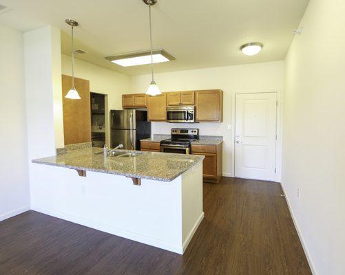 Kitchen & Dining Area