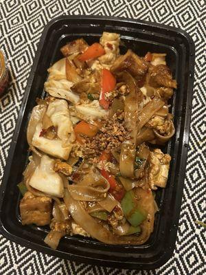 Drunken noodles with tofu