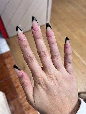 nails