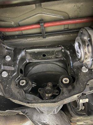 2003 BMW z4 differential reseal