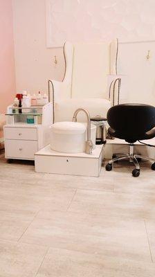 Pedicure station