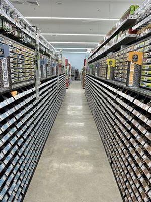 Fastener aisle