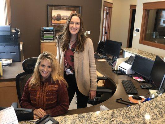 Reception and checkout staff at Sandpoint dentist Northern Peaks Dental