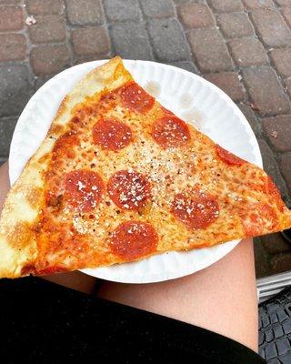 Pepperoni pizza