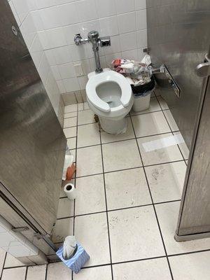 Nasty bathroom